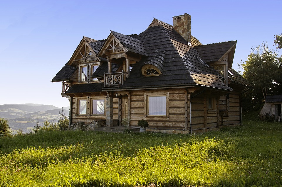 vieille maison bois alpes